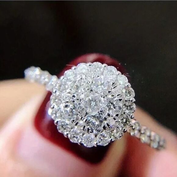 Sparkling 925 Silver Plated Infinity Ring with Micro Paved Round Zirconia Size 7 - Picture 6 of 9